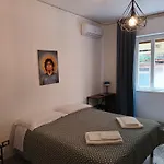 Bed & Breakfast Fuorigrotta 4*