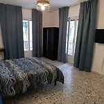 Fuorigrotta Bed & Breakfast