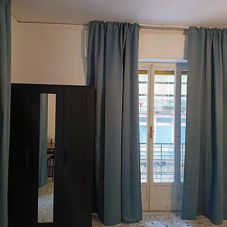Fuorigrotta Bed and Breakfast Νάπολη