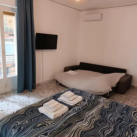 Fuorigrotta Bed and Breakfast 4*